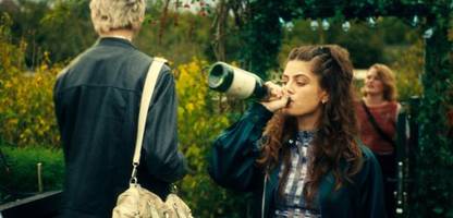 RTL-Serie »Euphorie«: Sich schön aus der Welt ballern