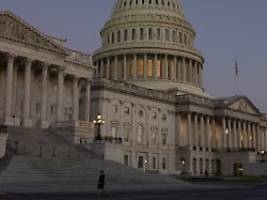 Entlassungen wegen Shutdown?: Trump-Berater richtet heikle Drohung an Demokraten