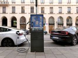 Positives Signal vor Auto-Gipfel: E-Autos boomen, Tesla verliert Marktanteile
