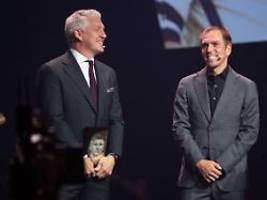 sechs legenden in hall of fame: lahm rührt schweinsteiger zu tränen