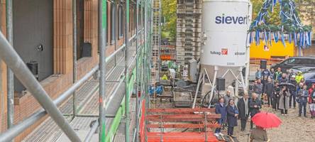 Neubau beim Sparkassen-Altenheim in Augsburg kommt voran