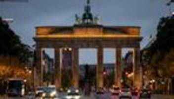 Zwei Jahre nach Hamas-Angriff: Terror gegen Israel: Gedenken und Mahnwachen in Berlin