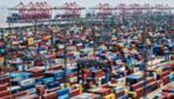 welthandel: wto hebt handelsprognose für 2025 an