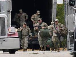 Gouverneur: Washington schweigt: Texanische Nationalgarde im Raum Chicago eingetroffen