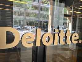 deloitte: berater müssen für peinliche ki-fehler geradestehen