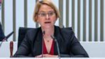 deutsche einheit: 35 jahre einheit – hesse würdigt mut der demonstranten