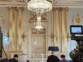 Wettquoten und Orakel: Bekommt ein Phantom den Literaturnobelpreis?