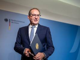 gesetzesreform: bundespolizei darf drohnen künftig abschießen