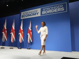 großbritanniens konservative: wie sich die tories als die besseren populisten profilieren wollen