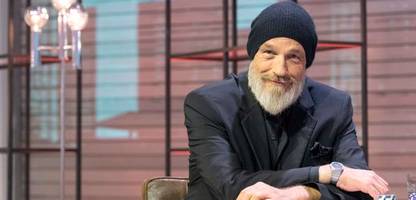 torsten sträter im interview: »von zwischenmenschlichem habe ich am wenigsten ahnung« – interview