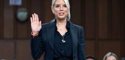 USA: Opposition wirft Trumps Justizministerin Pam Bondi Machtmissbrauch vor