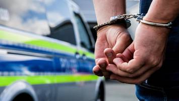 bad oldesloe: polizei schnappt einbrecher in behördengebäude