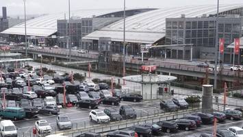 Parken am Hamburg Airport: Mit diesen Tipps können Urlauber sparen