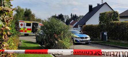 „Er zerlegt mir die ganze Wohnung“: Verwirrter Mann hält Polizei und Nachbarn in Atem