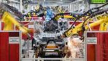 Auto: Was bringt der Autogipfel beim Kanzler?