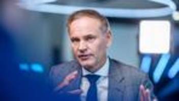 autoindustrie: vw-chef blume: verbrenner-aus 2035 ist unrealistisch