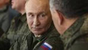 Flugzeugabsturz: Putin räumt Abschuss von aserbaidschanischem Passagierflugzeug ein