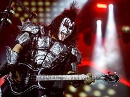 kiss-ikone verlor bewusstsein: gene simmons nach autounfall kurzzeitig im krankenhaus