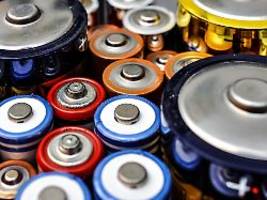 Nachhaltiger leben: So werden Batterien richtig entsorgt