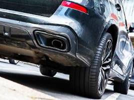 dudenhöffer: scheindebatte lähmt: eine abkehr vom verbrenner-aus rettet die autoindustrie nicht