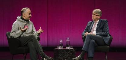 Jan Böhmermann trifft Wolfram Weimer in Berlin: Böhmermanns Mea-Culpa-Move