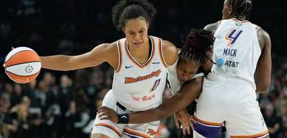 WNBA-Basjetball: Satou Sabally verliert mit Phoenix Mercury drittes Finale gegen Las Vegas Aces und verletzt sich auch noch