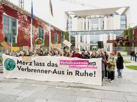 autogipfel: ausnahmen vom verbrennerverbot und förderung für e-autos