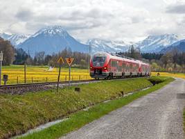 marodes streckennetz der bahn: „katastrophe für die fahrgäste“