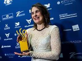 Frauenpower bei Verleihung: Mala Emde und Jennifer Sabel erhalten Deutschen Schauspielpreis