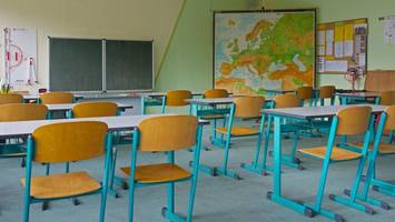 Schulfrei wegen Lehrer-Konferenz? Eltern sauer über Ausfall