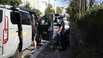 tödliche gefahr „dooring“: adfc spricht von „ständiger gefährdung“