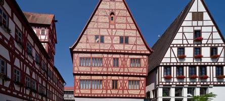 „prestigeprojekt für großkopferte“ oder ein haus für alle? debatte um baudenkmal