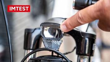 fahrradlicht im test: starkes duo macht die nacht zum tag