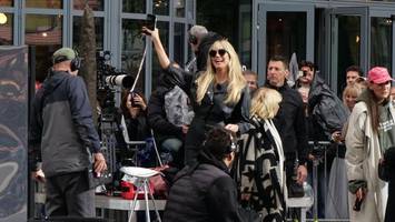 potsdamer platz: heidi klum dreht neue gntm-staffel in berlin