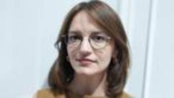 ë von Jehona Kicaj: Die Stille eines Zeichens