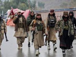 Katar verlangt Zurückhaltung: Konflikt zwischen Pakistan und Taliban eskaliert