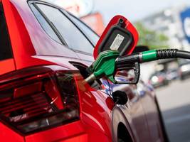 tankstellen: spritpreise sollen nur noch einmal am tag steigen