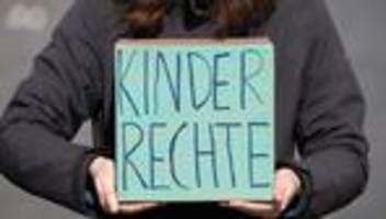 Kinder: Wimmelbuch – Welche Rechte haben Kinder?