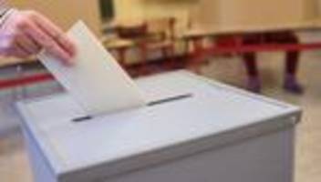 verfassungsänderung: wählen mit 16 jahren: rot-grün fordert zustimmung der cdu
