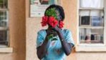 uganda: da hatte ich noch zwei tabletten übrig
