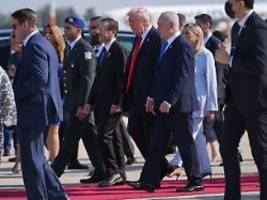 Begrüßung durch Netanjahu: US-Präsident Trump landet in Israel