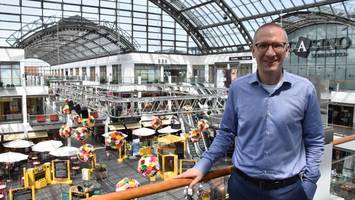 beliebtes einkaufscenter bei hamburg präsentiert zwei neue läden