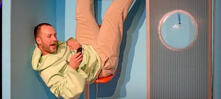 Premiere im Jungen Theater Augsburg: Wenn Einsamkeit laut wird