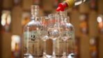 Umsatzprognose gesenkt: Berentzen spürt Nachfrageschwäche bei Alkohol-Getränken