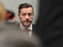 Signa-Pleite: Benko-Prozess nach zwei Stunden auf Mittwoch vertagt