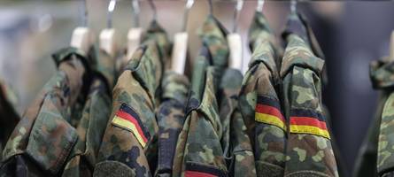 Losverfahren? Fragebogen? Die neue Wehrpflicht könnte so einfach sein