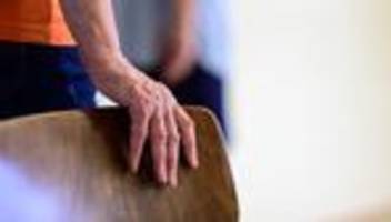 Krankheiten: AOK: Jede vierte Frau über 75 hat Osteoporose