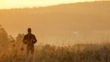 Wetterbericht: Dichter Herbstnebel bremst Pendler im Südwesten aus