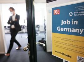 arbeitsmarktdaten: deutlich mehr ukrainer arbeiten