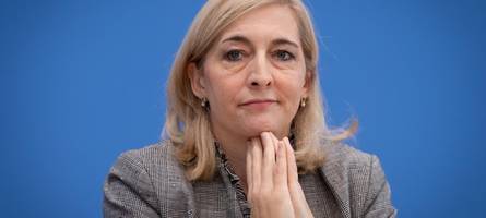 der einsame kampf der nina warken